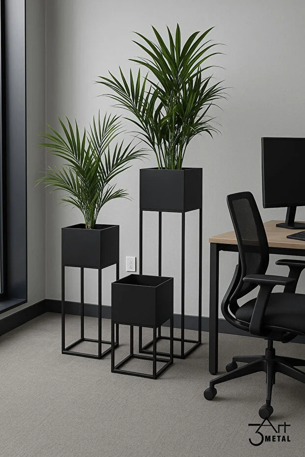 3’lü Ayaklı Saksı Seti – Modern Dekoratif Metal Saksılık – Iç Ve Dış Mekan Uyumlu